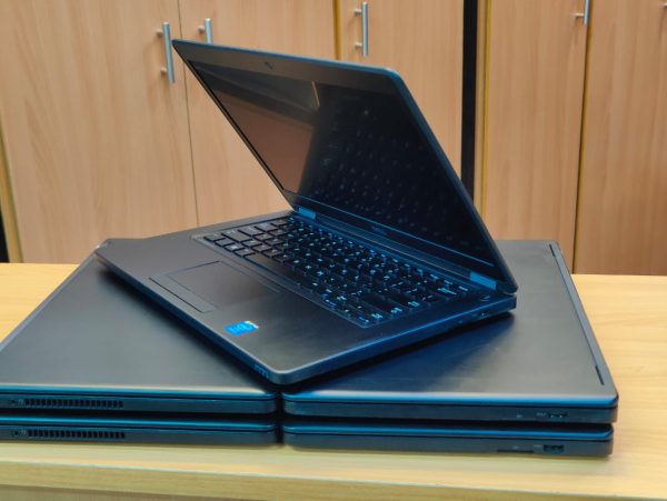 Dell Latitude 5450 - Image 7