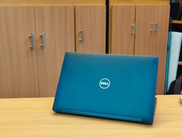 Dell Latitude 7490