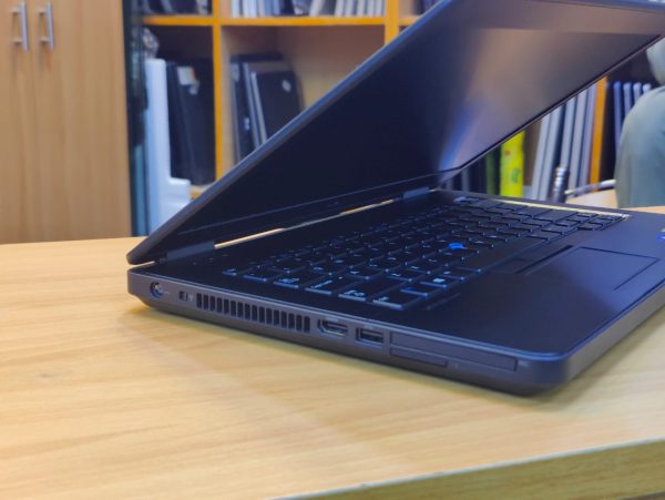 Dell Latitude 5440 - Image 2